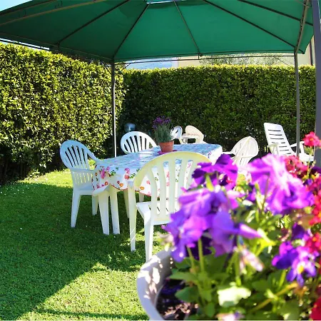 Guest house Chiara Affitta Carrara